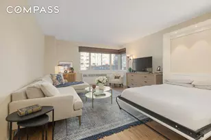345 W 58th St, New York, NY 10019 - Photo 2