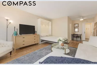 345 W 58th Street #4Y, New York City, NY 10019 - Photo 4