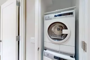 237 E 34th St, New York City, NY 10016 - Photo 12