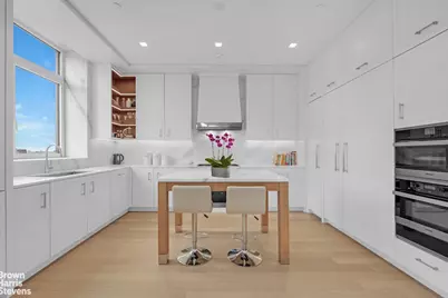 200 E 83rd Street #30B, New York City, NY 10028 - Photo 8