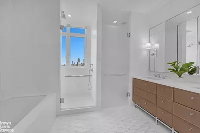 200 E 83rd Street #30B, New York City, NY 10028 - Photo 10