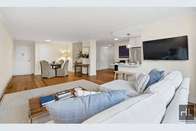 61 Jane Street #7L, New York City, NY 10014 - Photo 2