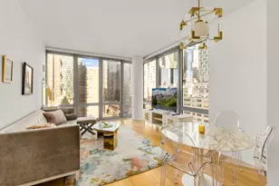 310 W 52nd St, New York City, NY 10019 - Photo 1