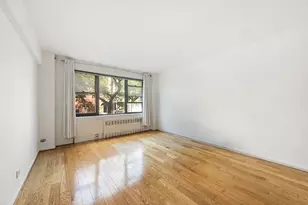 408 W 57th St, New York City, NY 10019 - Photo 4