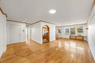 34-25 150th Place #3-E, New York City, NY 11354 - Photo 8