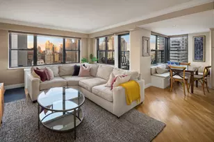 200 E 74th St, New York City, NY 10021 - Photo 2