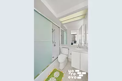 300 E 85th Street #2405, New York City, NY 10028 - Photo 8