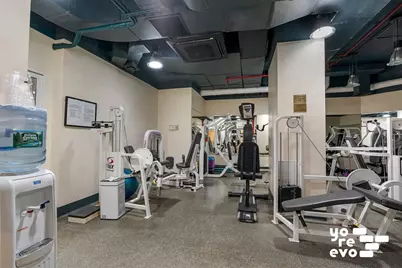 300 E 85th Street #2405, New York City, NY 10028 - Photo 10