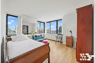 300 E 85th Street #2405, New York City, NY 10028 - Photo 6