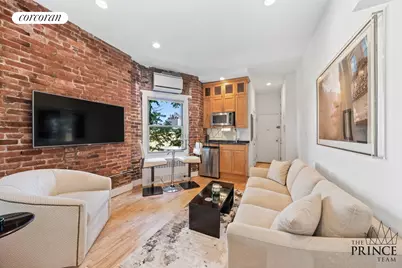 77 Perry Street #5D, New York City, NY 10014 - Photo 2