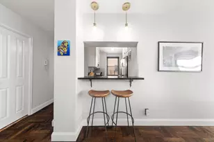 233 E 69th St, New York City, NY 10021 - Photo 4