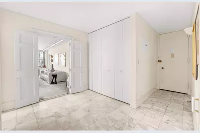 500 E 83rd Street #11B, New York City, NY 10028 - Photo 2