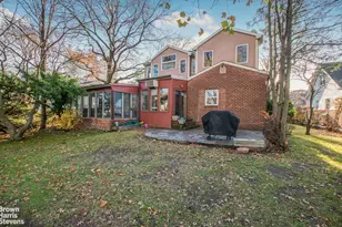 617 W 227th St, New York City, NY 10463 - Photo 20