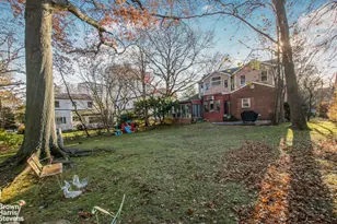 617 W 227th St, New York City, NY 10463 - Photo 22