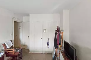 210 Clinton Ave, New York City, NY 11205 - Photo 6