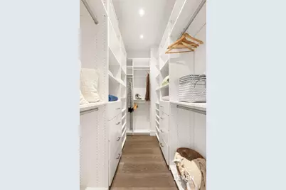 235 E 55th Street #PHB, New York City, NY 10022 - Photo 10