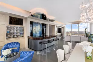 157 W 57th St, New York City, NY 10019 - Photo 4