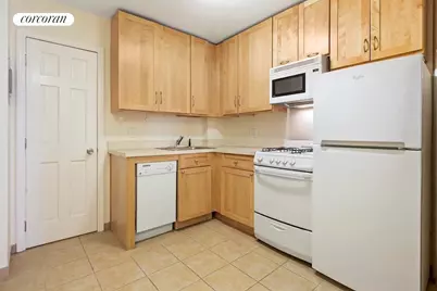 246 E 90th Street #4D, New York City, NY 10128 - Photo 10