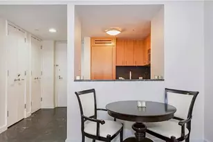 100 W 58th St, New York City, NY 10019 - Photo 6