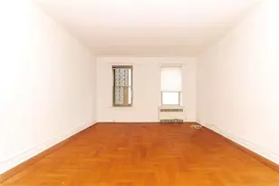 868 E 7th St, New York City, NY 11230 - Photo 4