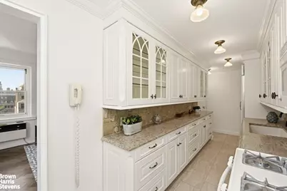 710 Park Avenue #PH20B, New York City, NY 10021 - Photo 8