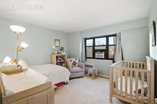 33-64 21st St, New York City, NY 11106 - Photo 8