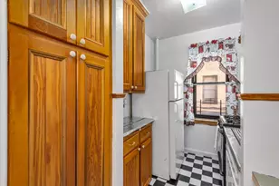 251 Seaman Ave, New York City, NY 10034 - Photo 10