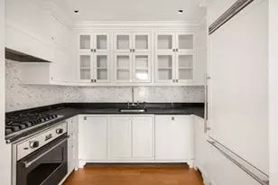 1 Central Park S, New York, NY 10019 - Photo 4