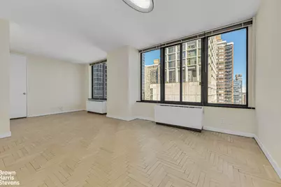 300 E 93rd Street #17D, New York City, NY 10128 - Photo 1