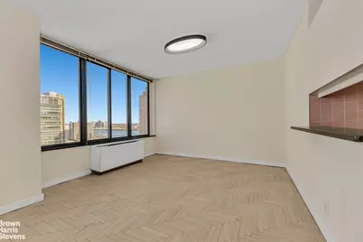 300 E 93rd Street #17D, New York City, NY 10128 - Photo 2