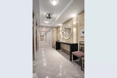 21 E 61st Street #5F, New York City, NY 10065 - Photo 12