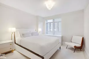 21 E 61st St, New York City, NY 10065 - Photo 8