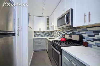 201 E 83rd Street #14E, New York, NY 10028 - Photo 4