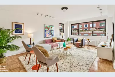 305 E 72nd Street #PHC, New York City, NY 10021 - Photo 1