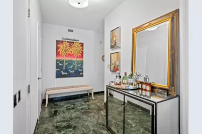 721 5th Avenue #33G, New York City, NY 10022 - Photo 2