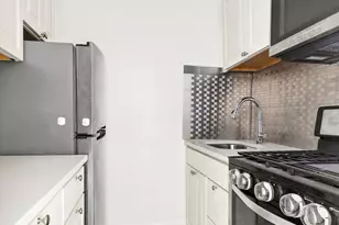 330 E 80th St, New York City, NY 10075 - Photo 4