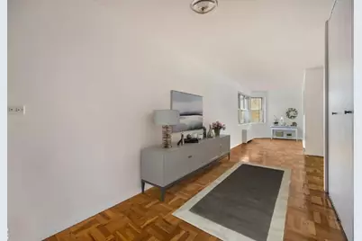 300 E 40th Street #8-H, New York City, NY 10016 - Photo 2