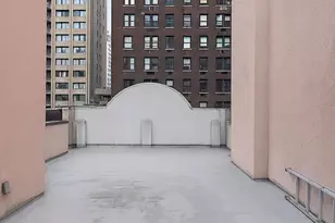 212 E 72nd St, New York City, NY 10021 - Photo 10