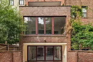 212 E 72nd St, New York City, NY 10021 - Photo 2