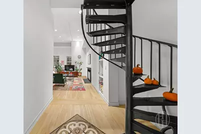 426 W Broadway #6F, New York City, NY 10012 - Photo 4