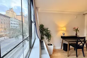 222 W 14th St, New York City, NY 10011 - Photo 2