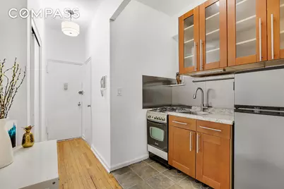 321 E 89th Street #4E, New York City, NY 10128 - Photo 6