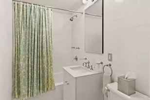 330 E 72nd St, New York City, NY 10021 - Photo 10