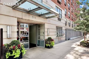516 W 47th St, New York City, NY 10036 - Photo 16