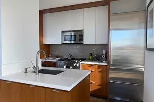 500 W 43rd St, New York City, NY 10036 - Photo 6