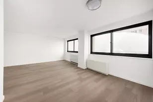 1725 York Ave, New York City, NY 10128 - Photo 2