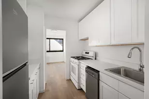 1725 York Ave, New York City, NY 10128 - Photo 4