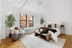 322 W 72nd St, New York, NY 10023 - Photo 4