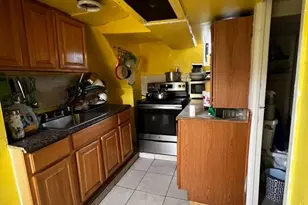 732 E 223rd St, New York City, NY 10466 - Photo 4