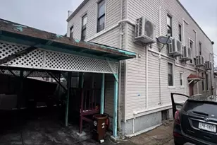 732 E 223rd St, New York City, NY 10466 - Photo 10